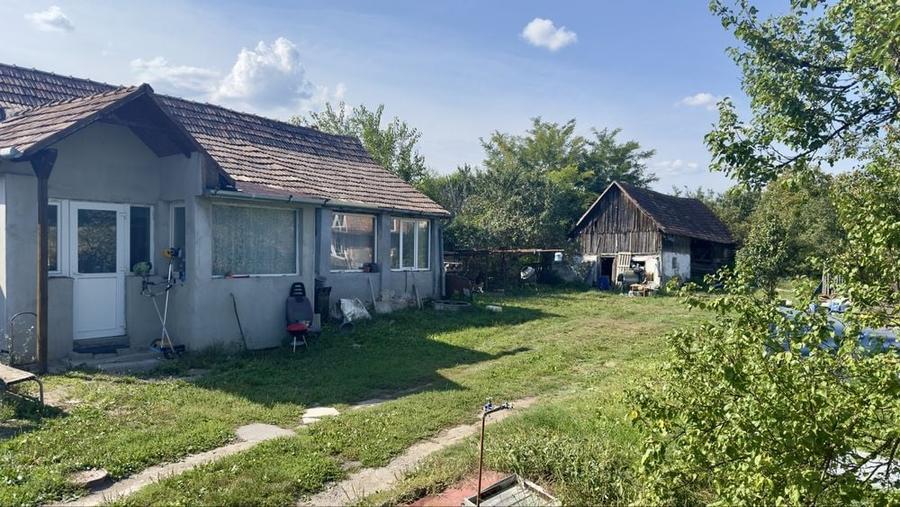 Casă cu 3 camere în Central