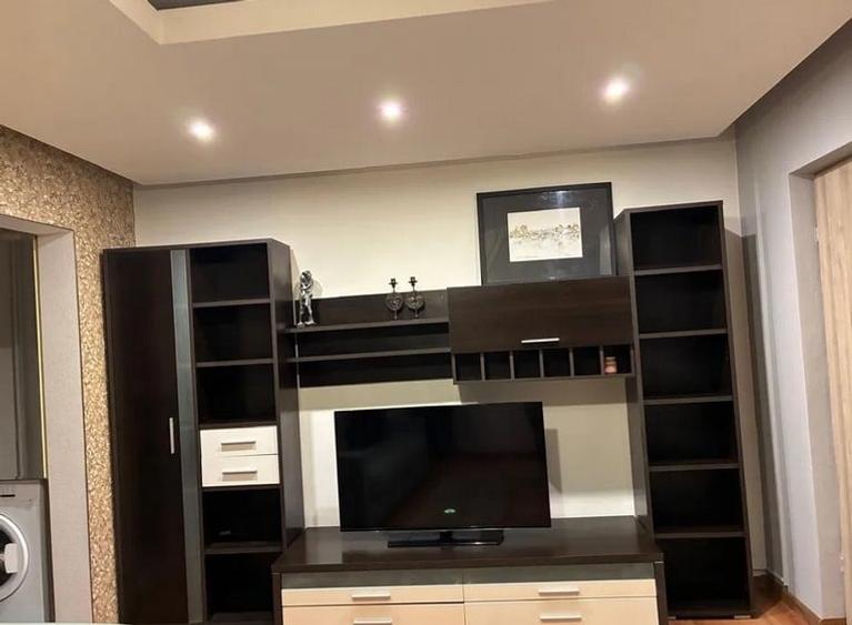 Apartament 2 Camere,Tineretului,Metrou,Mobilat Utilat,Balcon,Geam Baie,et.3/10. - 2