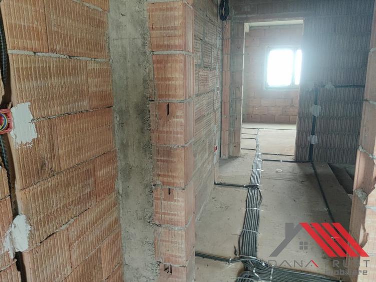 Mosnita Noua - Castel - 1/2 Duplex - 118 mp utili - 4