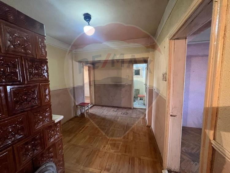 Apartament cu 4 camere de vanzare in zona Central - 13