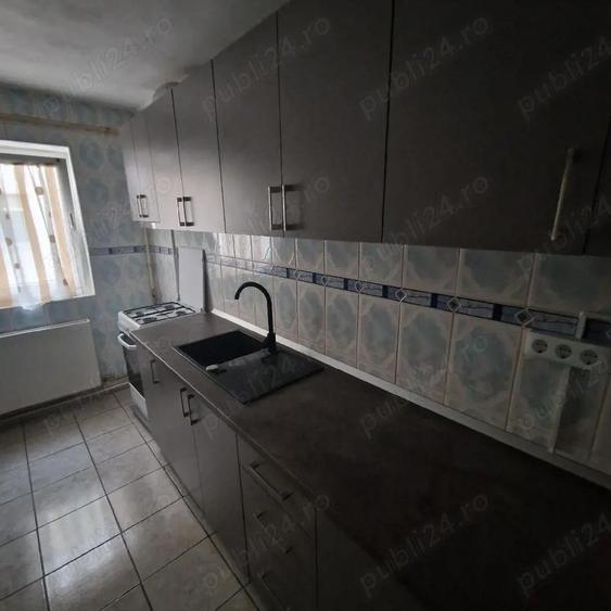 inchiriez apartament cu 3 camere - 2