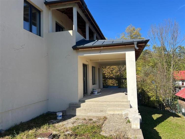 Pensiune noua de vanzare in Slanic Prahova – 400 mp utili, zona centrala, ideala - 3