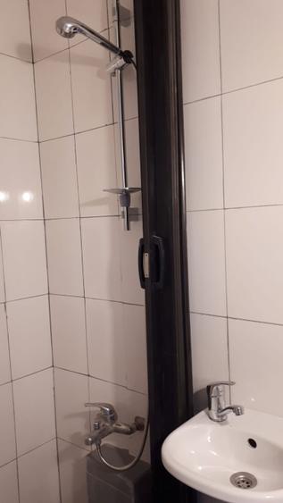 Camera cu baie proprie- Tractorul - 4