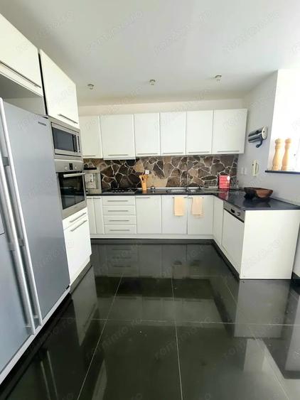 Casa superba in Corunca (potrivita si pentru pensiune) - 4