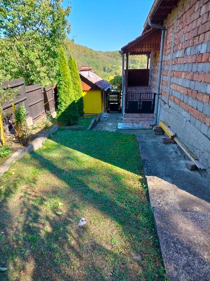 Casa localitatea Ocnita oras Ocnele Mari - 10