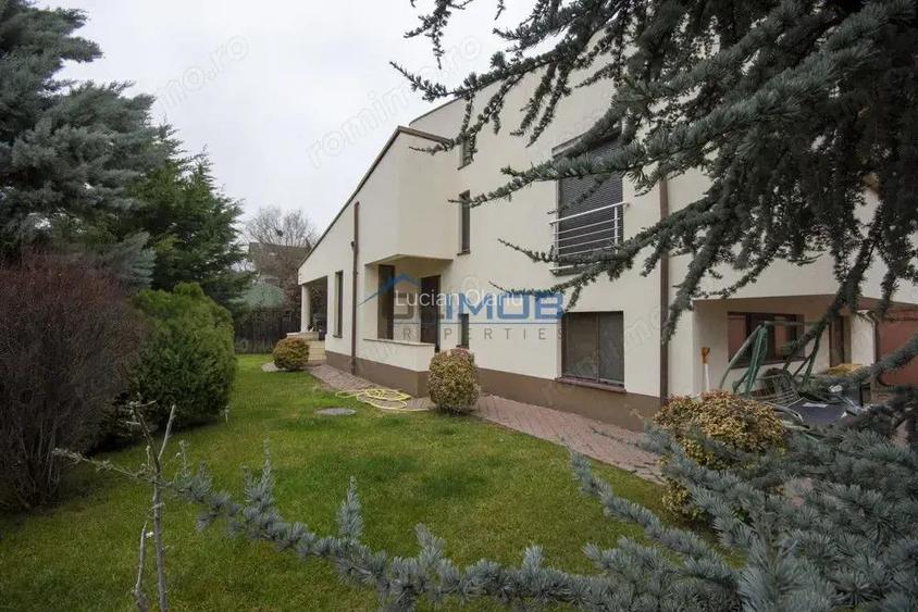 VIla cocheta Pipera zona Brd
