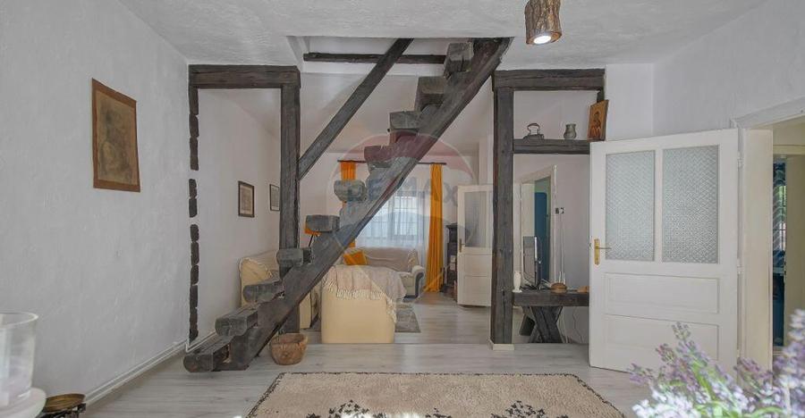 Casa / Vila cu 6 camere, in inima naturii, comision zer... - 13