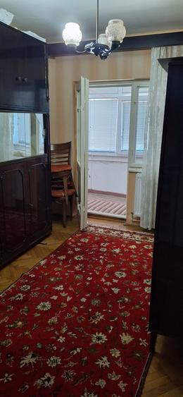 Oltenita - Centru, apartament  4 camere, etaj 1 - 6
