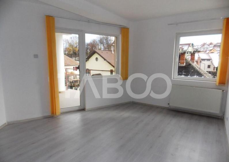 Spatiu pentru birouri de inchiriat cu utilitati incluse in S - 6