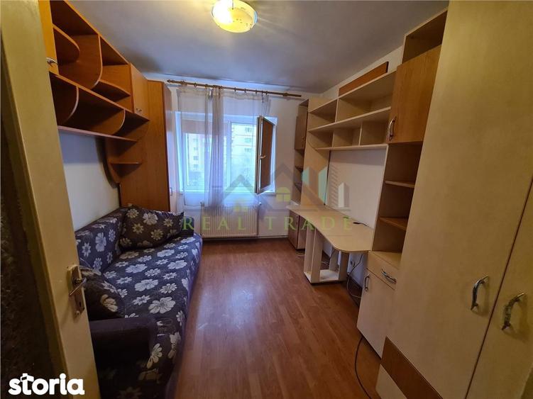 Apartament 3 camere decomandat, etaj intermediar Astra-Carpatilor - 9