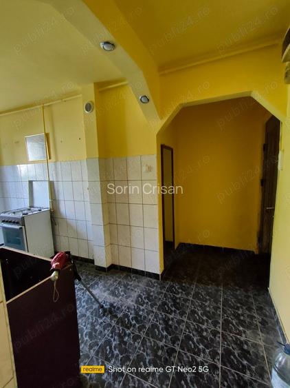 Vand apartament 2 camere