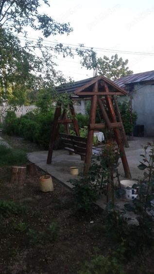 Vand casa la curte. - 3
