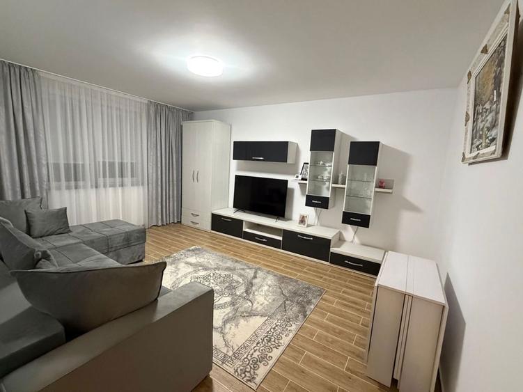 Inchiriez apartament - 2