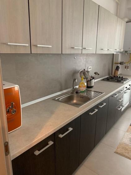 Vând garsonieră în 20th residence, mobilată , utilată. - 2