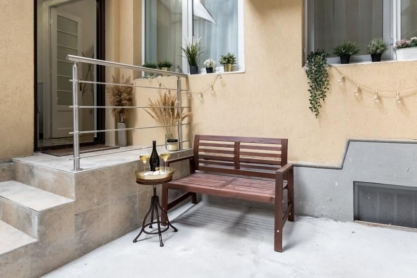 Apartament ultracentral, boem, renovat complet - 13