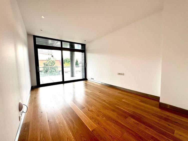 Kiseleff - Aviatorilor  | 3 beds 4 baths | 2 Parkings | Unfurnished | Rent - 8