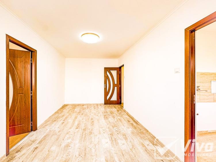 Apartament cu 3 camere semidecomandat în Alexandru cel Bun