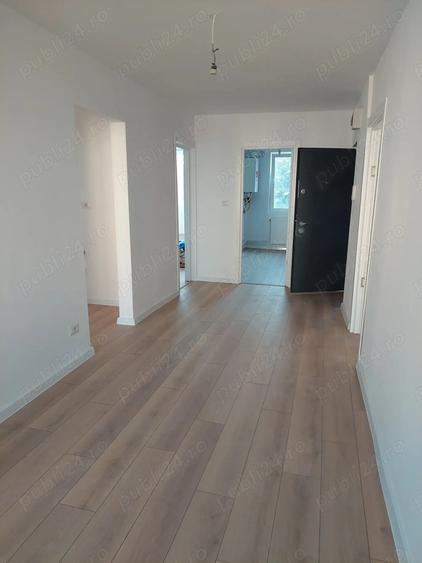 Apartament 4 camere de vanzare zona Favorit - 6