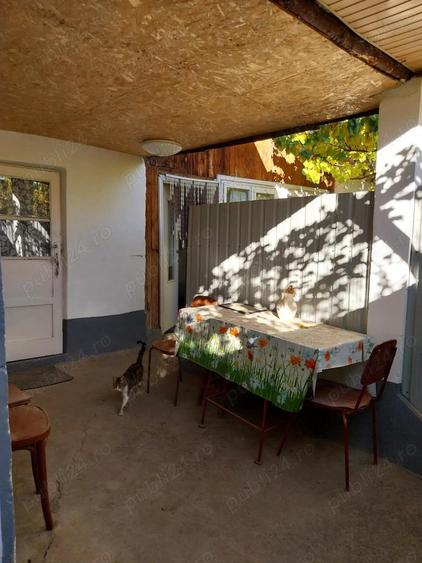 Casa De Vanzare - 9