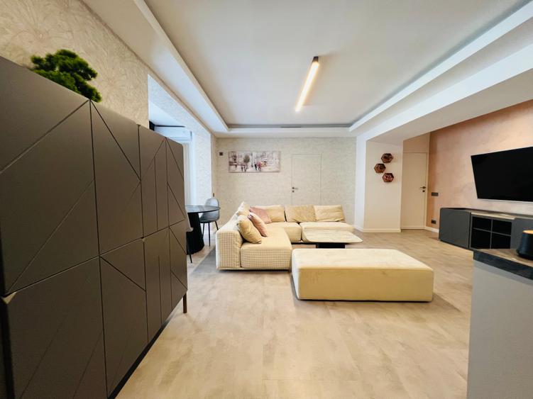 Vanzare Apartament 3 Camere  Iancu Nicolae/British School/2 locuri de parcare - 1