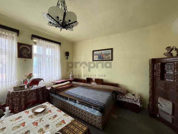 CASĂ COMPUSĂ DIN 2 CORPURI + CURTE + ANEXE - ORAȘ RUPEA -STR.VAII 38 - 11