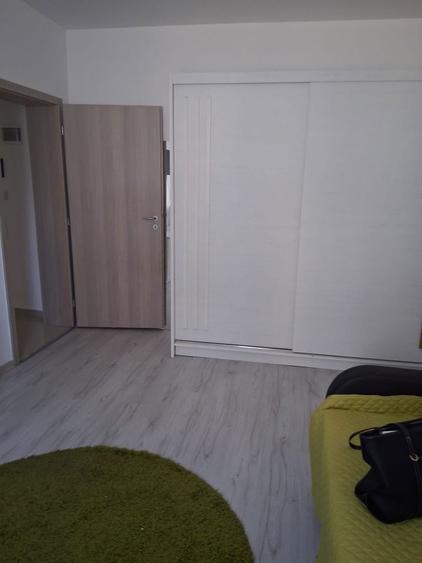 Inchiriez apartament cu o camera - 6