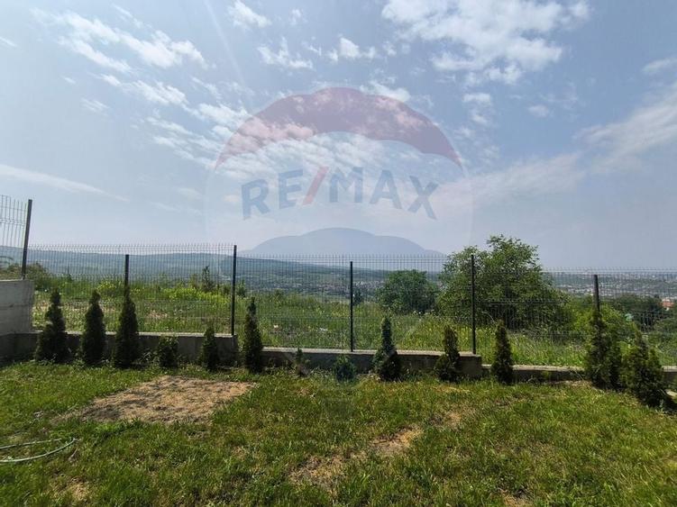 Casă 4 camere de inchiriat in Borhanci - 35