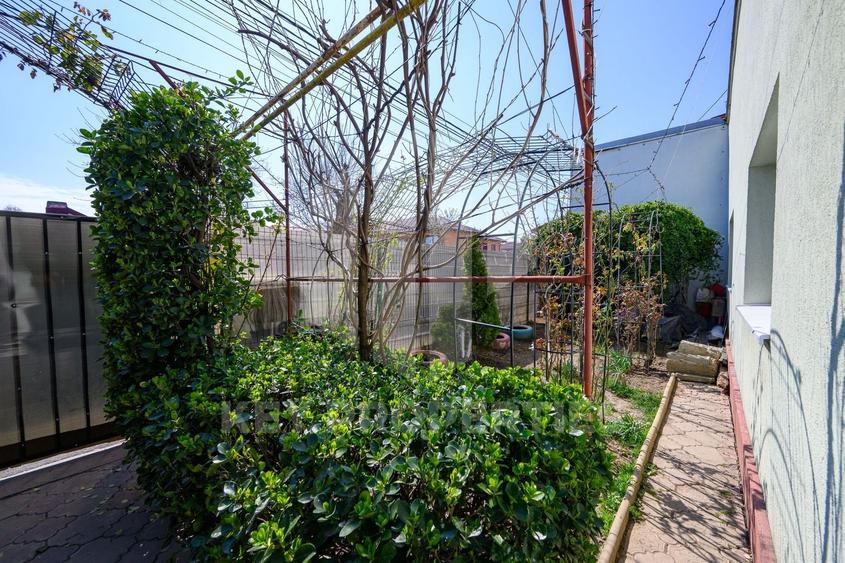 Bucurestii Noi, casa parter situata pe colt, teren 300 mp - 15