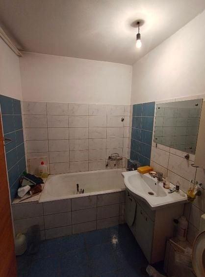 Apartament 3 camere , confort 1 , decomandat , 1984 - 3