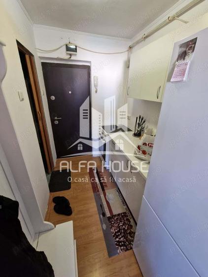 Vand Garsoniera zona Govandari - 12