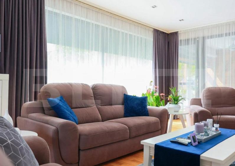 De vanzare Casa cu 4 camere, lux ?i confort la 5 minute de - 24