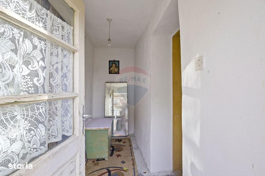 Casa de vanzare, pozitie excelenta, la intrare in Loc. Galsa - 9