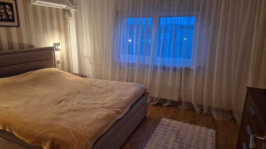 Apartament 2 cam de inchiriat Bulevard Decebal - Str Voronet - 7