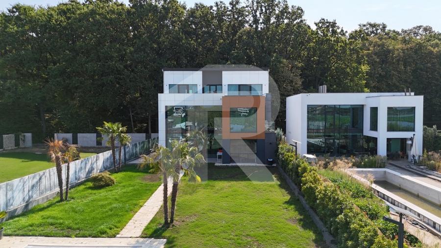 Pe Malul Snagovului, Unde Luxul Devine Cotidian - 3