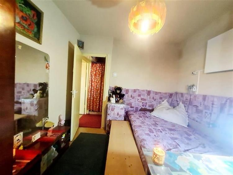 3D! In proximitatea Pietei Tractorul, 2 camere, etaj intermediar, infrastructura - 18