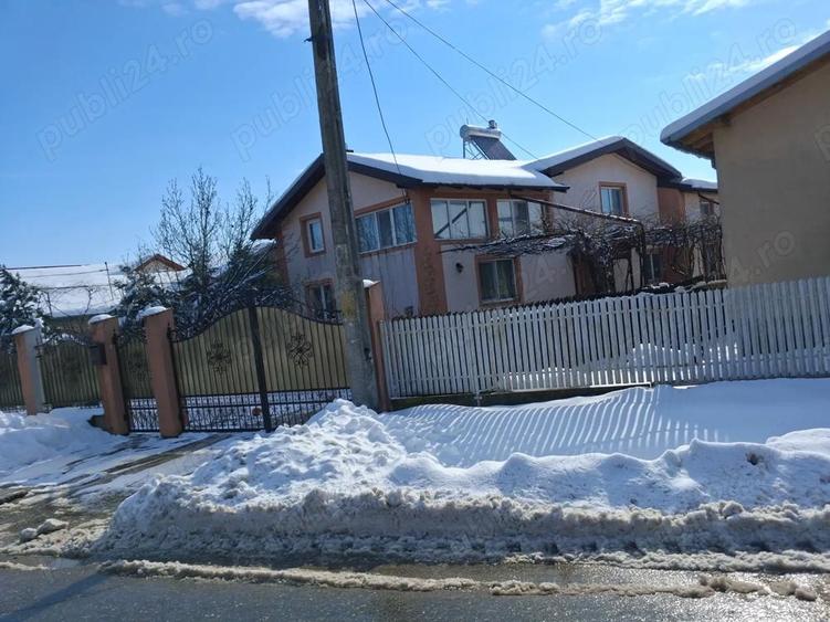 Casa de vanzare Pucheni Mari - 2