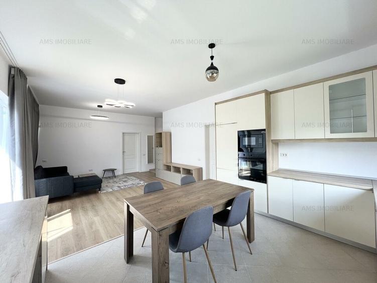 SUPERB / GRADINA GENEROASA / LOC PARCARE - 9