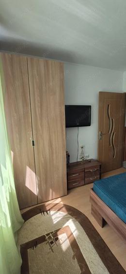 Inchiriez apartament 4 camere in zona Tomis Nord langa Universitatea Ovidius .Termen lung - 7