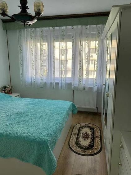 Apartament cu 3 camere decomandat, etaj 2/4, zona Piata Unirii - 3