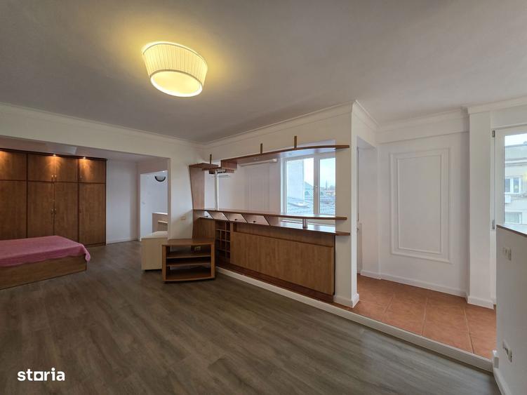 Townhouse urban renovat | Parcul Carol Rond Regina Maria - 12
