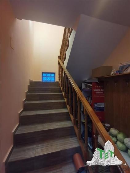 Vila 5 camere regie proprie cu gradina/garaj in Bacu (Joita) - 12