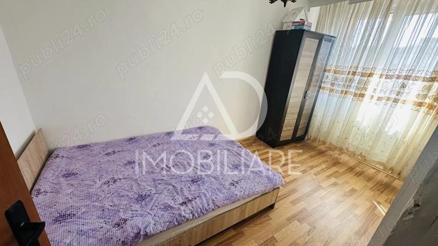 De vanzare apartament cu 3 camere, zona centrala - 6
