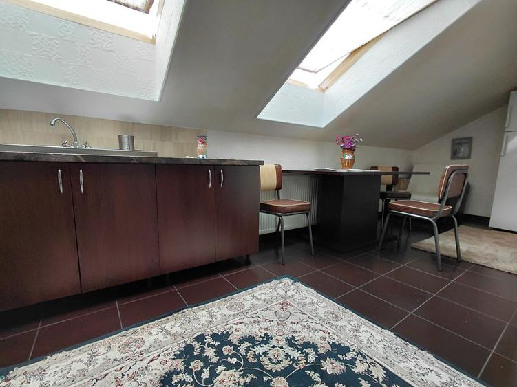 Apartament 2 cam decomandate Str.Florilor Floresti - 2