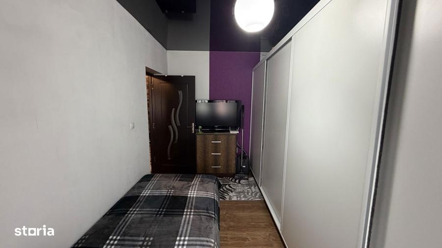 Apartament 3 camere Mansarda Scara interioara Spatiu versa - 5