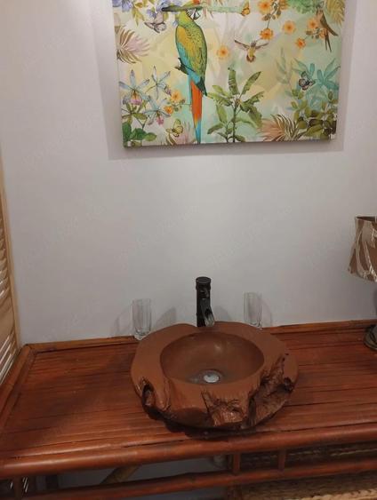 Anun? casa de vanzare. Tip imobil: vila P+1.An construc?ie 2020. Sup 187 mp,la sol 78 mp.teren intra - 9