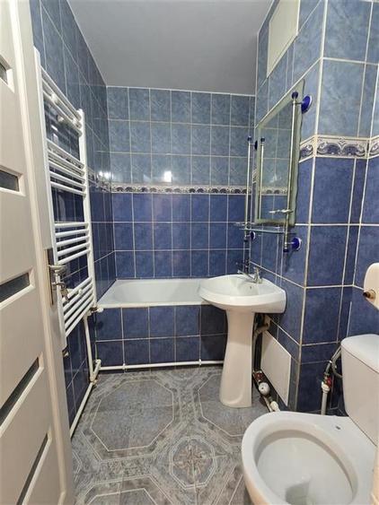 Etaj 2  - Alexandru Parcul Voievozilor , 2 camere , liber - 5