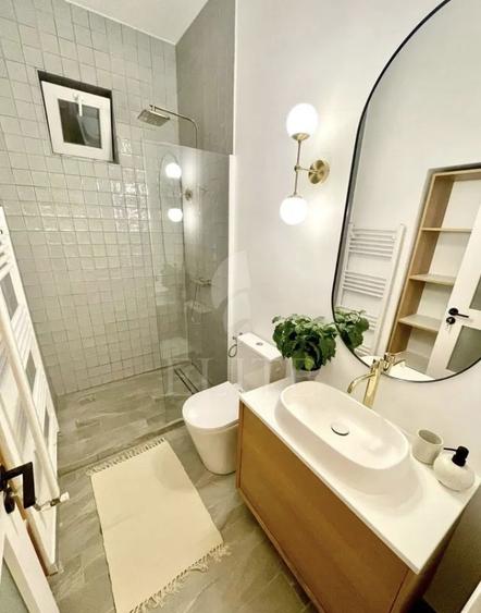 Apartament cu 2 camere decomandate ULTRACENTRAL de LUX - 1