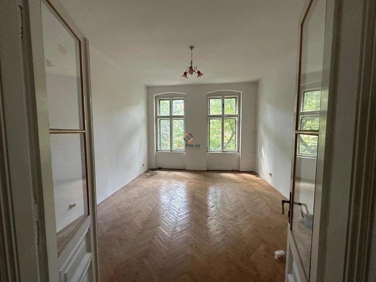 Apartament cu 2 camere în P-ța Maria