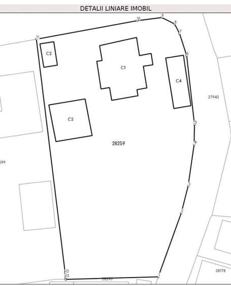 Casă individuală cu 5 camere cu Teren 1596 Mp în Central