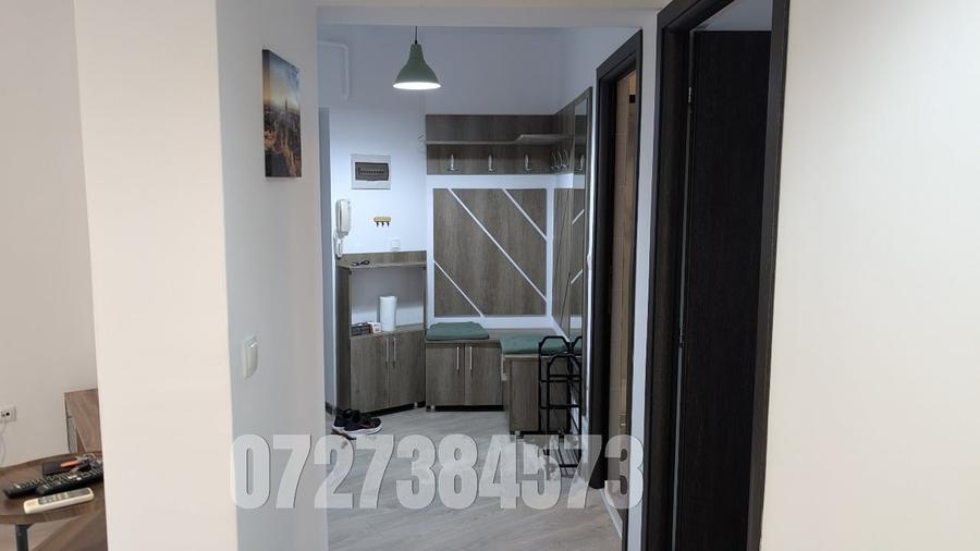Apartament cu 3 camere semidecomandat, mobilat în Cug